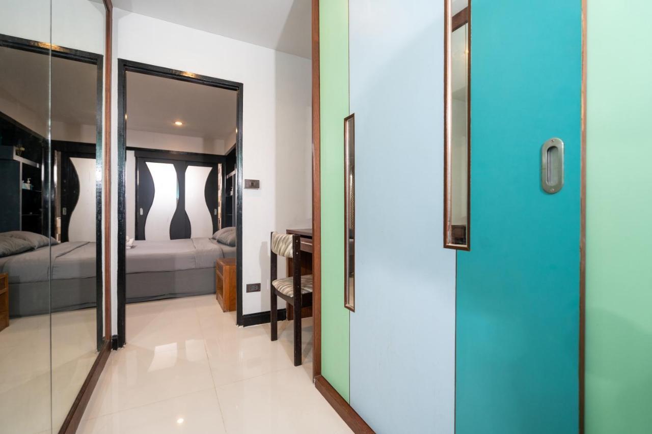 Black Pantera Hostel Patong Eksteriør bilde